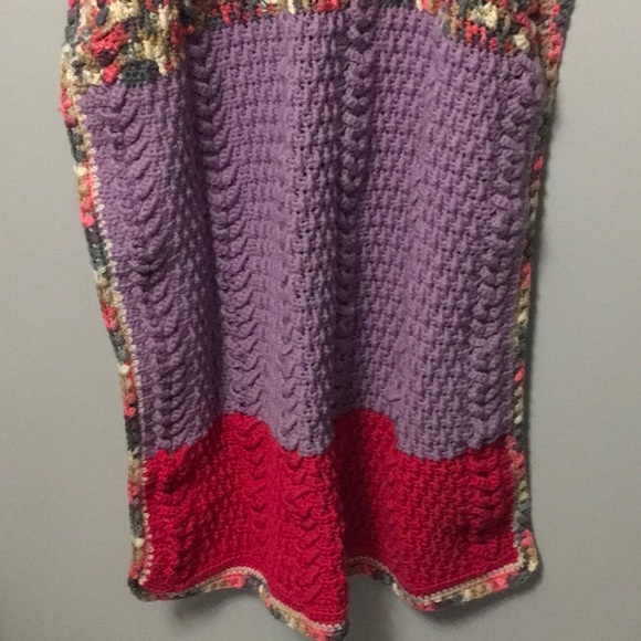 💥LAST CHANCE💥 NEW Handmade Baby Crib Size Crochet Blanket - Picture 2 of 2